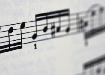 Alexandre Azeredo: Music in the Age of Financial Capitalism – Artistic Autonomy in a Globalized Market