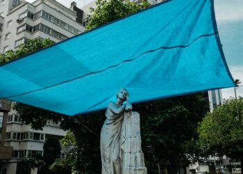 Amanda Abi Khalil on Zé Tepedino